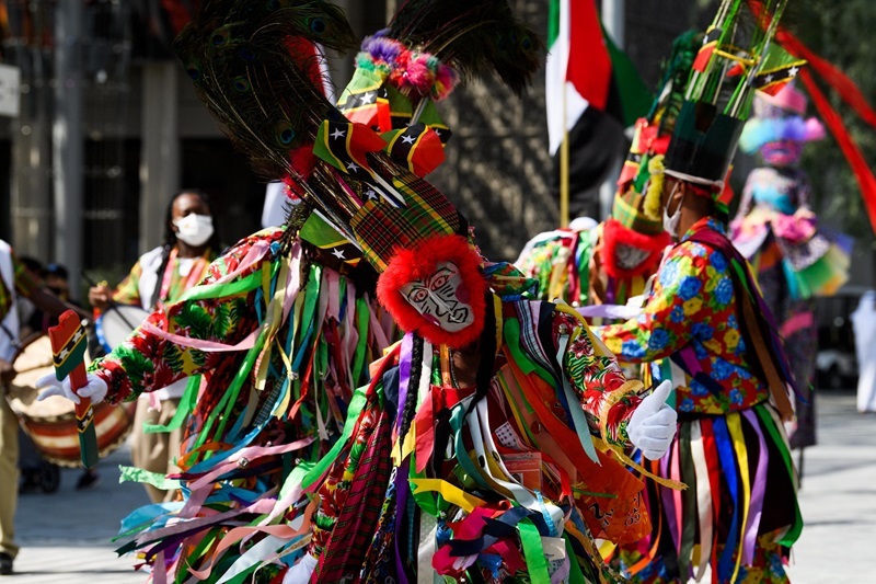 UNMSPA Contact Us Image of Carnival Girls